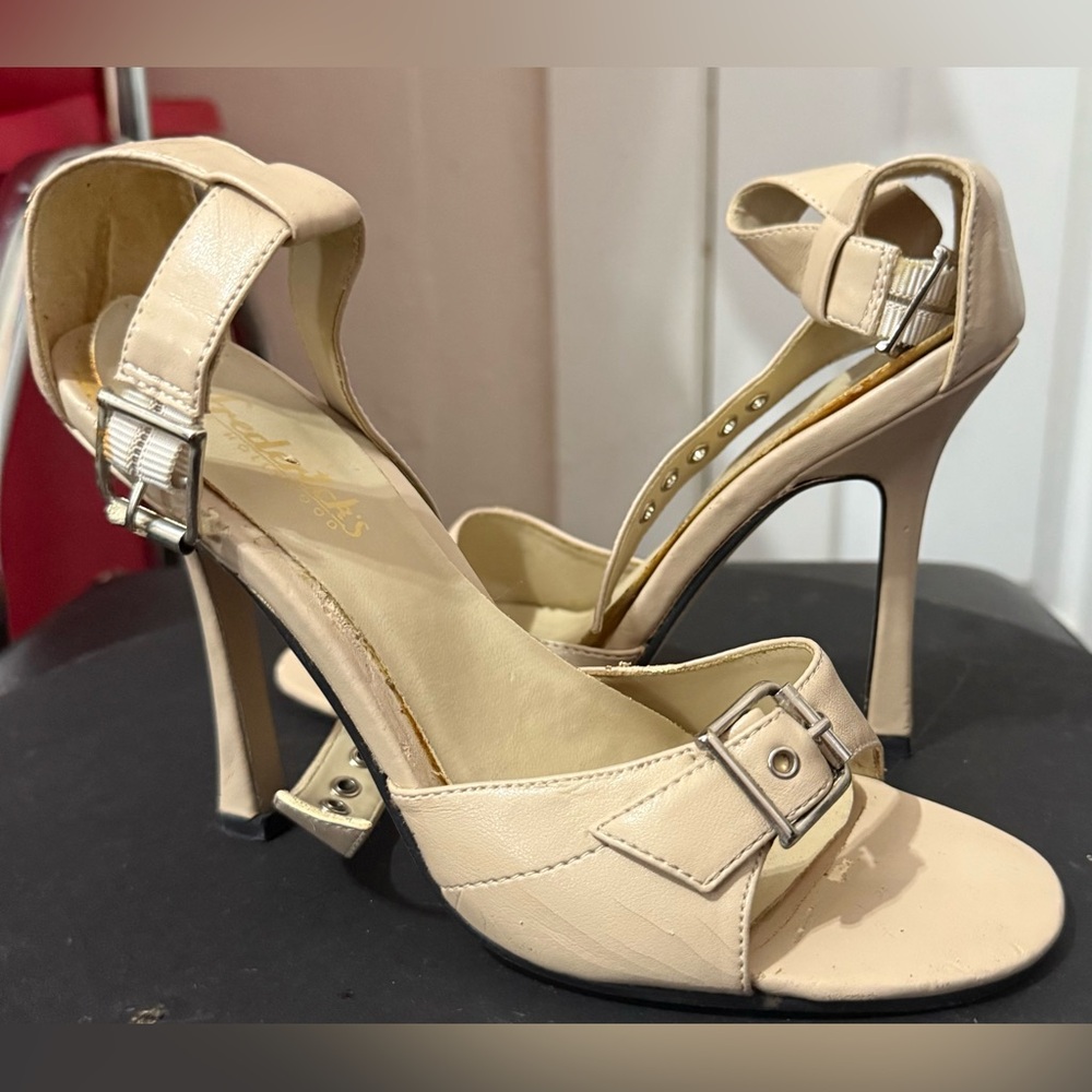 Frederick's of Hollywood Cream Heels with Elegant Buckle Detail